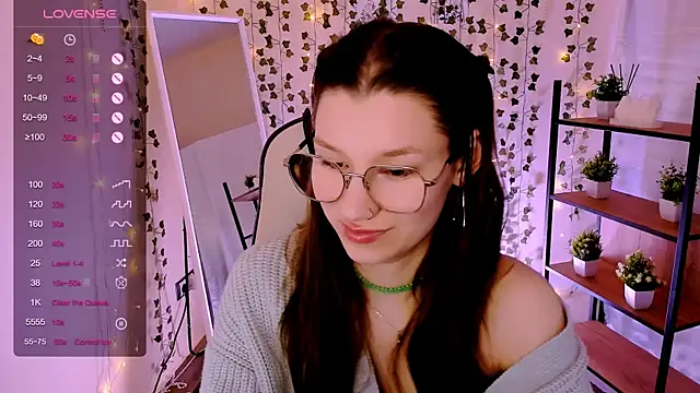 LinaBlossom  online show from May 24, 8:57 am