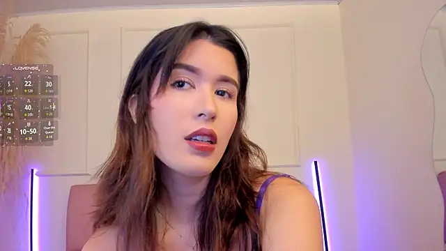 emiilyy cute online show from October 4, 12:22 pm
