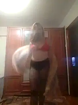 LaraDiva7799 online show from October 21, 4:00 pm