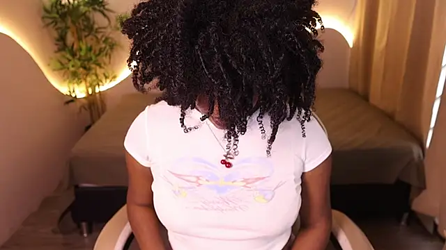 kehlannis  online show from October 9, 8:13 pm