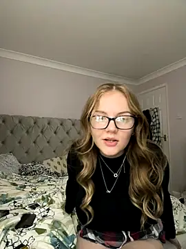 ScarletFelicerty online show from September 25, 1:26 am