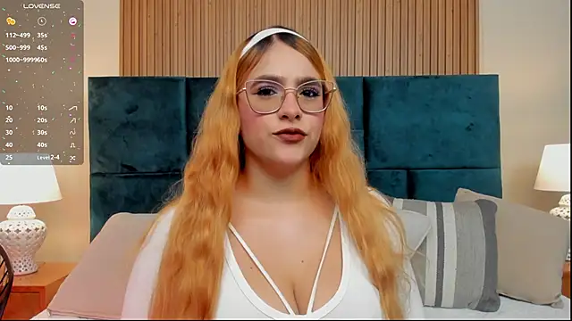 Amber kiss  online show from May 11, 7:00 pm