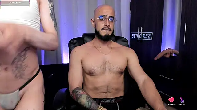 SweettPoison  online show from September 25, 7:51 am