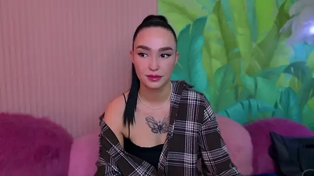 Amanda Choi online show from November 15, 10:27 am