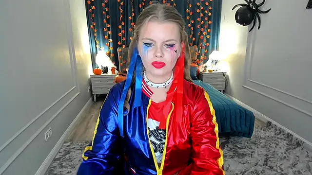 WildeDesiree online show from October 31, 8:13 pm