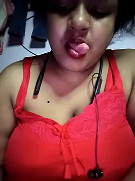 Deborbhavi222 online show from May 21, 9:13 pm