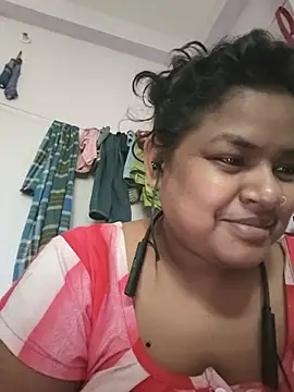 Deborbhavi222 online show from May 25, 3:38 am