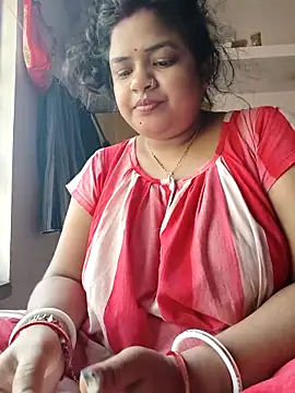 Deborbhavi222 online show from February 21, 9:54 am