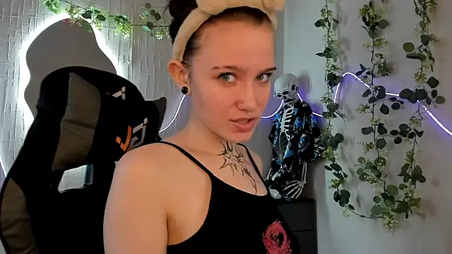 Elastikisss online show from May 8, 8:50 am