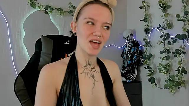 Elastikisss online show from May 4, 9:24 am