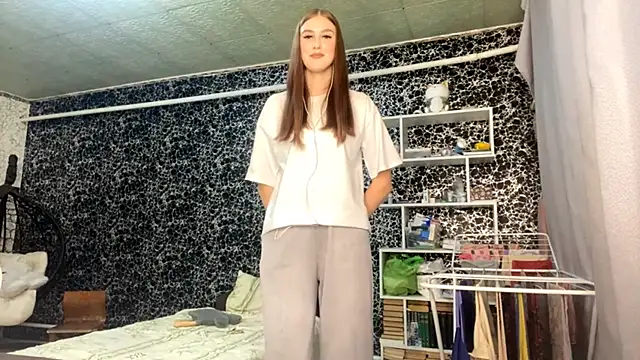 RanaBostel online show from September 25, 8:17 pm