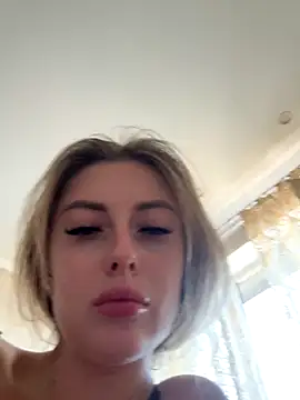 lizassss online show from September 23, 7:06 am