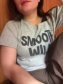 violet-00 online show from May 24, 6:23 am