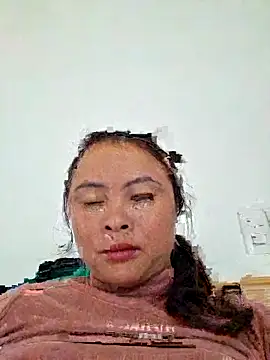 xuxulovezz online show from November 20, 5:19 am