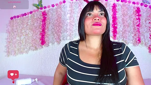 jessicaevan1 online show from September 25, 4:39 pm
