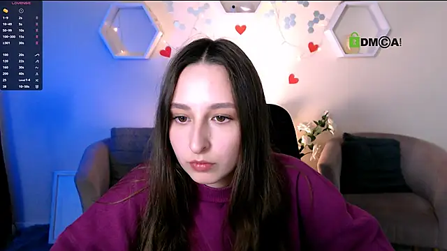 lilu pink online show from October 6, 1:17 pm