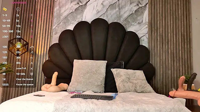  Alana fox   online show from October 6, 1:39 pm