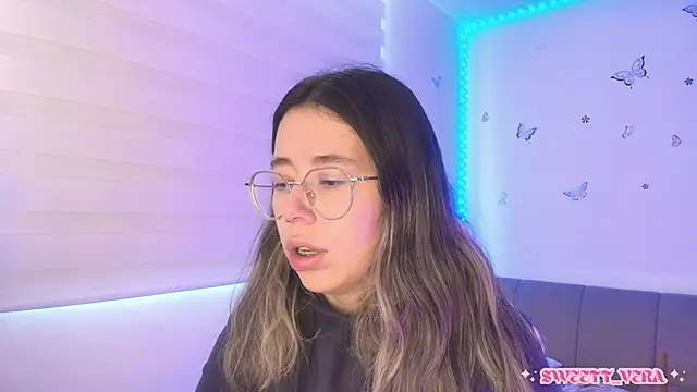 sweettvera online show from May 25, 12:37 pm