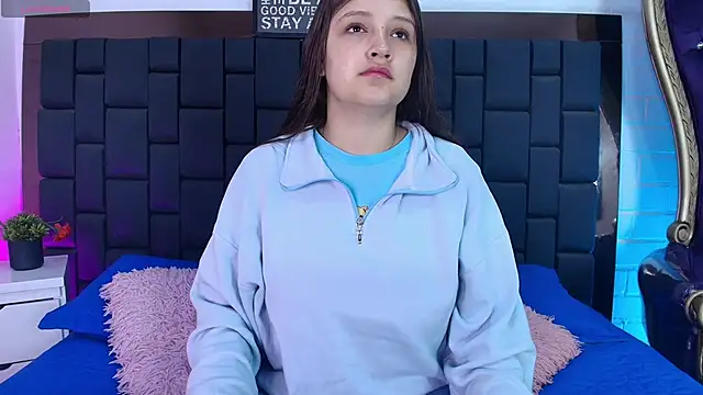 Krystal Heartss online show from November 24, 1:02 pm