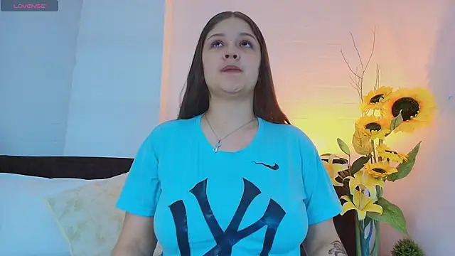 Krystal Heartss online show from March 25, 1:03 pm