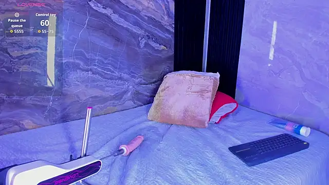 Ellis-Brown online show from October 30, 4:48 am