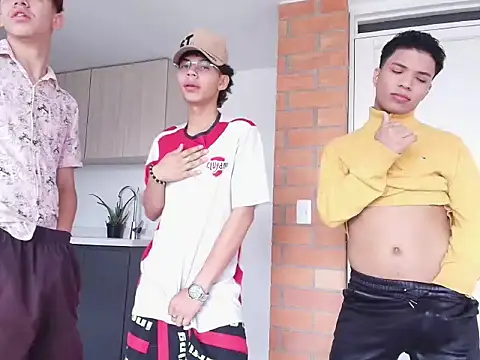 latin naughty boys online show from September 28, 4:23 pm