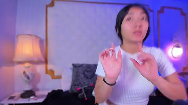 Mariana Kalo online show from December 21, 11:03 am