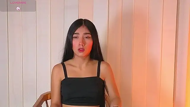 Mariana Kalo online show from May 20, 11:07 am