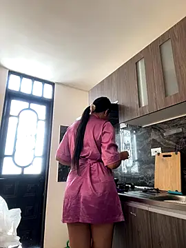 IsabellaJoness  online show from October 1, 2:00 pm