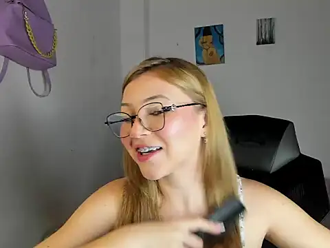 sweet antonella   online show from September 27, 3:58 am