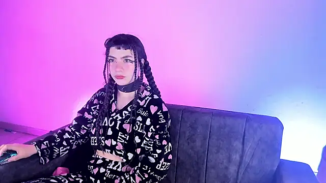 kitty  chs online show from October 14, 12:41 pm