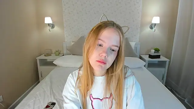 Vicki Todd online show from October 10, 1:43 am