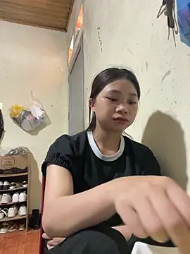 Mayy1 online show from May 14, 2:17 am