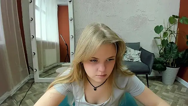 Melissa 199 online show from October 14, 10:29 am