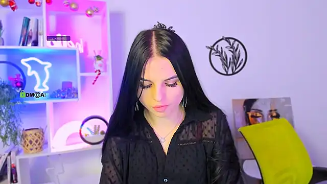 nicole muah online show from January 7, 3:48 pm