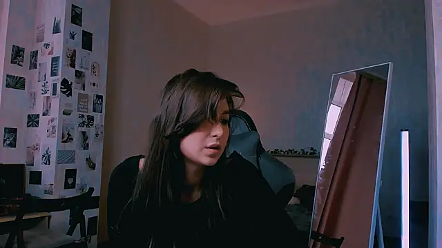 raviolly046 online show from October 9, 11:58 am