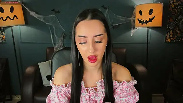 LisaFoxie online show from October 29, 10:19 am