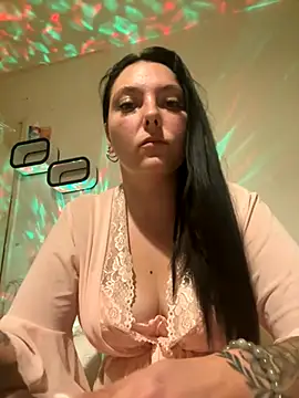 LilyLlove online show from September 29, 8:25 pm