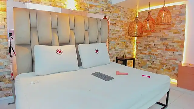 eris novikov online show from October 17, 4:54 pm