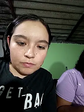 lincy cloe  online show from September 25, 3:38 am
