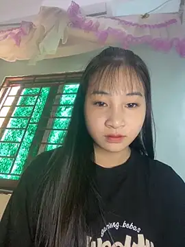 emvy-xinh04 online show from September 27, 5:25 am