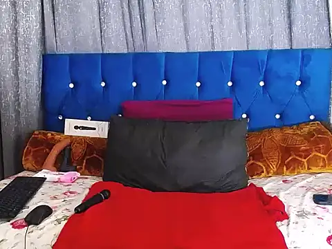 BustyBMWx online show from October 23, 9:15 am