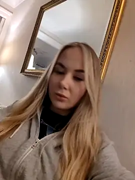 BarbieDolly x online show from November 6, 4:57 pm