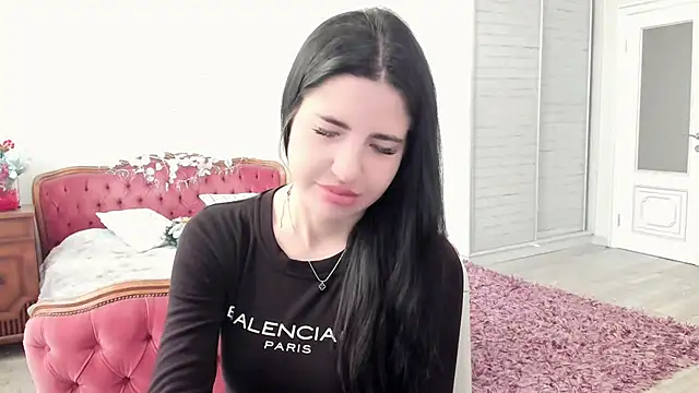 Malibu J online show from December 19, 7:55 am