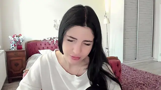 Malibu J online show from December 16, 7:14 am