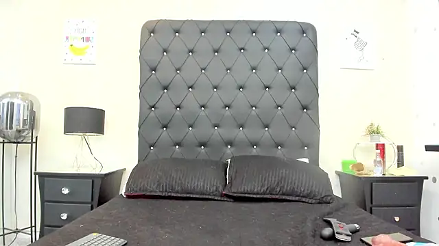 alana johnson 0 online show from March 4, 12:56 pm