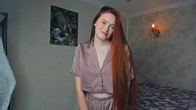 Red FoxGirl online show from September 29, 2:55 pm