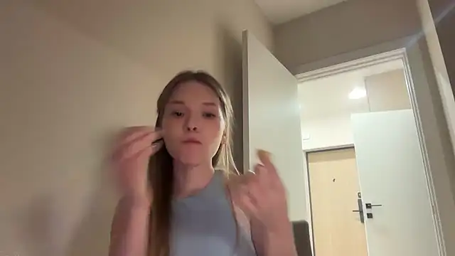 CandysRose online show from May 6, 8:24 pm