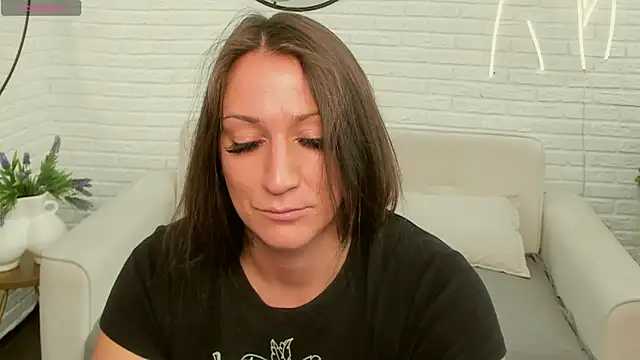 Miss Kamilla online show from September 29, 7:02 am