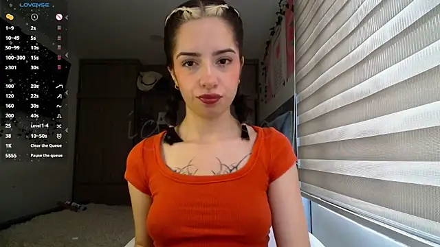 Kittyross online show from April 29, 6:02 pm